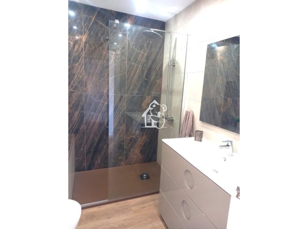 Maison de Ville de 3 chambres à louer à Villamartin avec piscine - 1 500 € (Ref: 10021834)
