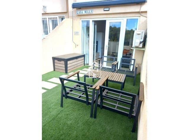 3 makuuhuone Omakotitalo vuokrattavana paikassa Villamartin, Orihuela - 1 500 € (Ref: 10021834)
