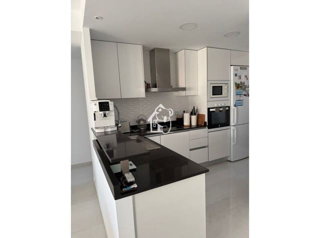 2 slaapkamer Appartement te huur in Punta Prima, Orihuela - € 2.750 (Ref: 10021835)
