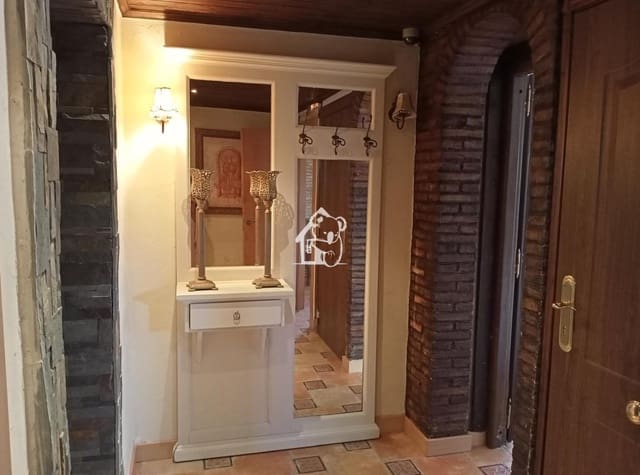 6 quarto Moradia para arrendar em Desamparados - Hurchillo - Torremendo, Orihuela com piscina garagem - 1 700 € (Ref: 10023451)