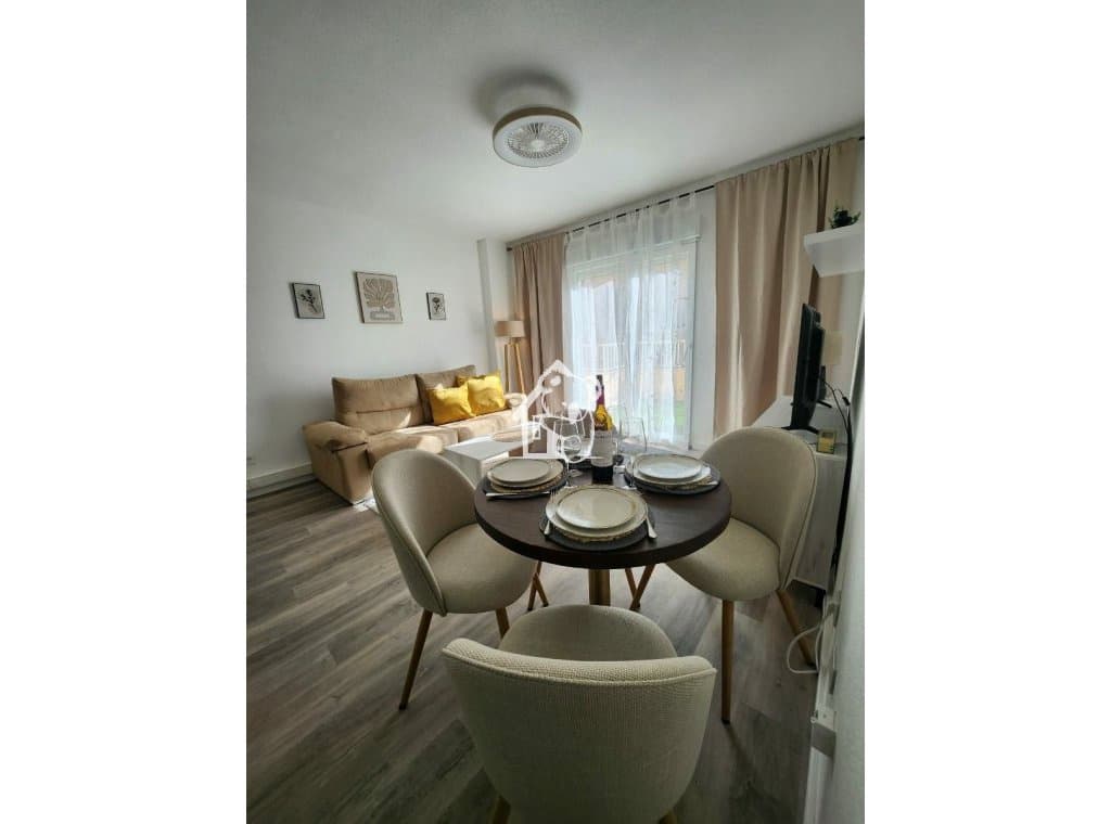 1 camera da letto Attico da affittare in Torrevieja con garage - 950 € (Rif: 10023452)