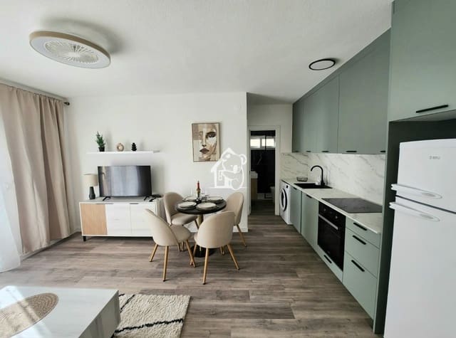 1 quarto Penthouse para arrendar em Playa del Cura, Torrevieja com garagem - 950 € (Ref: 10023452)