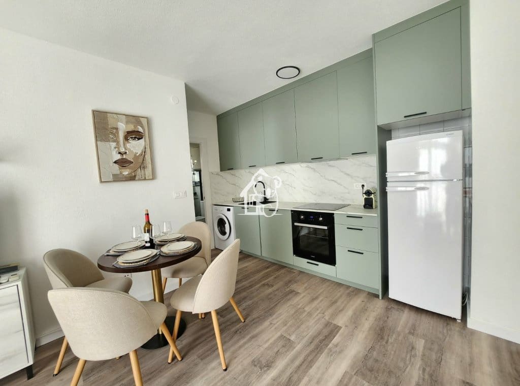 1 camera da letto Attico da affittare in Torrevieja con garage - 950 € (Rif: 10023452)