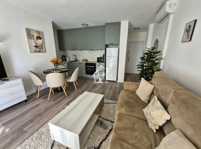 1 quarto Penthouse para arrendar em Playa del Cura, Torrevieja com garagem - 950 € (Ref: 10023452)