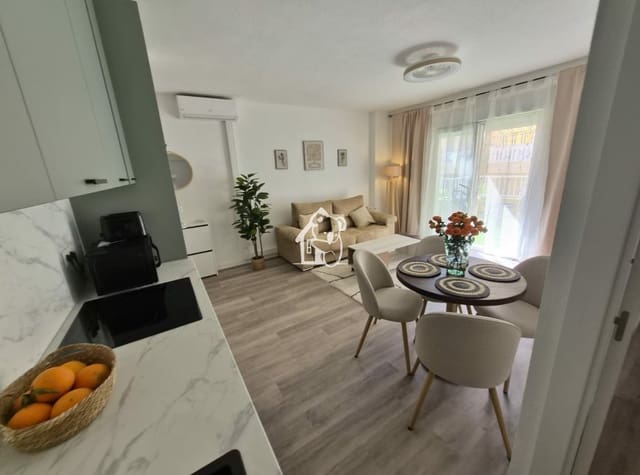 1 quarto Penthouse para arrendar em Playa del Cura, Torrevieja com garagem - 950 € (Ref: 10023452)