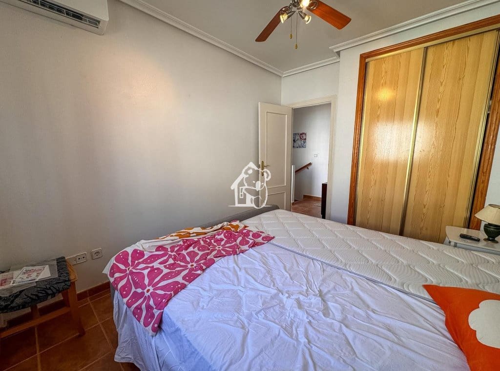 Maison de Ville de 3 chambres à louer à La Florida avec piscine - 1 250 € (Ref: 10026626)