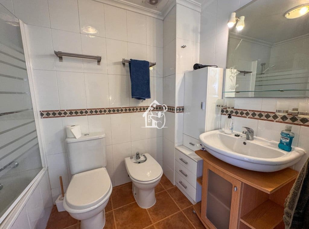 Maison de Ville de 3 chambres à louer à La Florida avec piscine - 1 250 € (Ref: 10026626)
