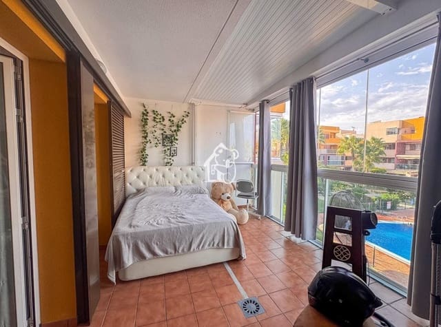 2 bedroom Penthouse for rent in Playa Flamenca, Orihuela - € 1,100 (Ref: 10026627)