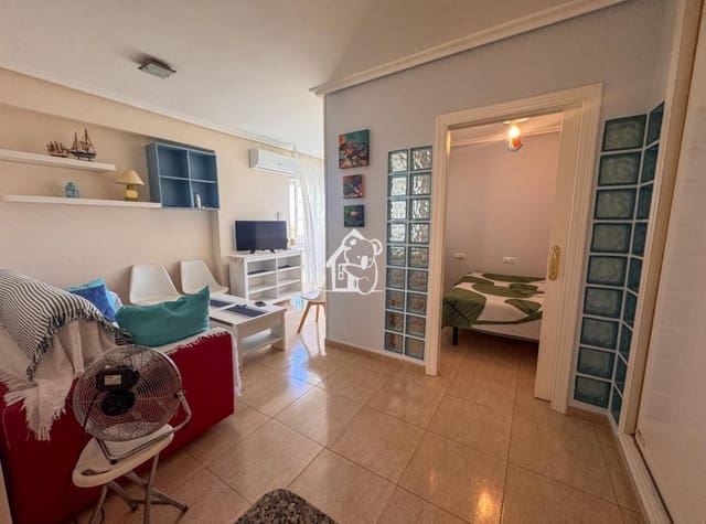 1 makuuhuone Huoneisto vuokrattavana paikassa Dehesa de Campoamor, Orihuela mukana 
autotalli - 490 € (Ref: 10031350)