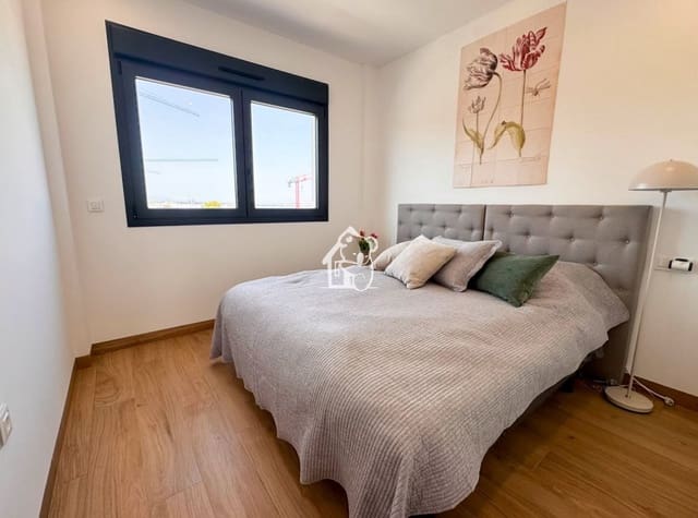 2 sypialnia Penthouse do wynajęcia w Los Balcones - Los Altos, Torrevieja z basenem garażem - 1 600 € (Ref: 10033342)