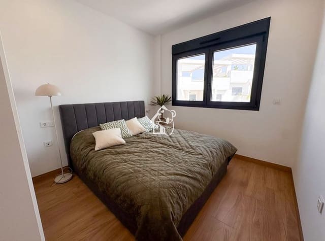 2 sypialnia Penthouse do wynajęcia w Los Balcones - Los Altos, Torrevieja z basenem garażem - 1 600 € (Ref: 10033342)
