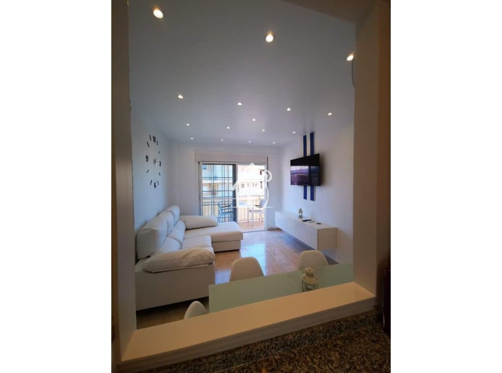 3 Zimmer Penthouse zu vermieten in Torrevieja - 1.100 € (Ref: 10033343)