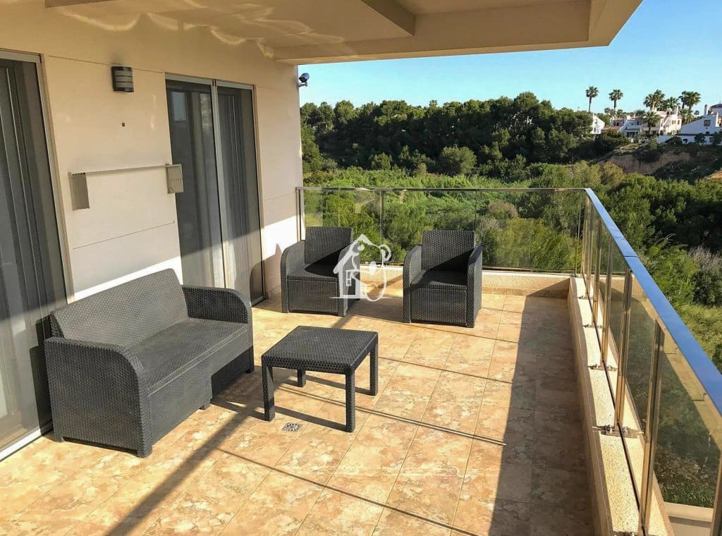 2 slaapkamer Appartement te huur in Los Dolses met zwembad - € 1.200 (Ref: 10036264)