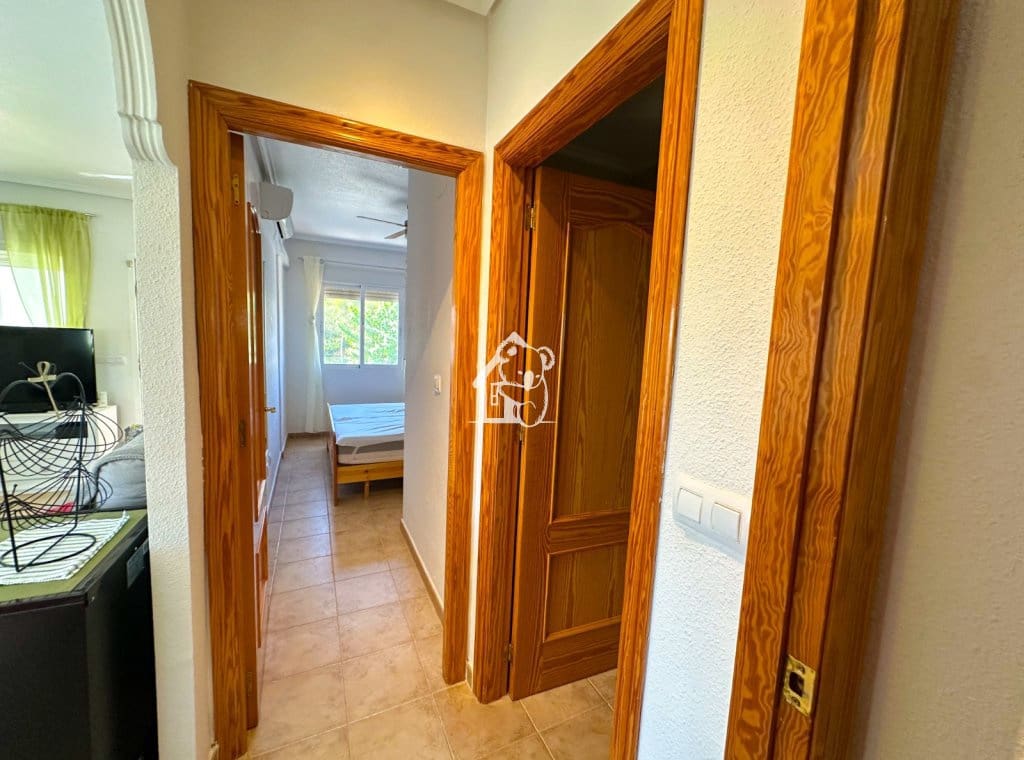 Penthouse de 2 chambres à louer à Pinar de Campoverde avec piscine garage - 900 € (Ref: 10040209)