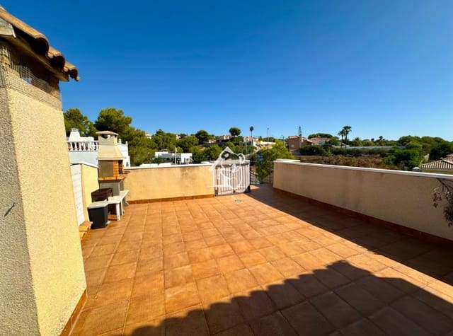 Penthouse de 2 chambres à louer à Pinar de Campoverde, Pilar de la Horadada avec piscine garage - 900 € (Ref: 10040209)