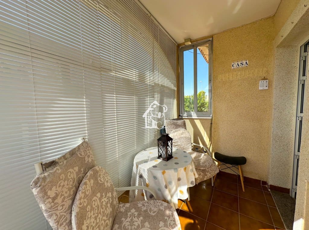 Penthouse de 2 chambres à louer à Pinar de Campoverde avec piscine garage - 900 € (Ref: 10040209)