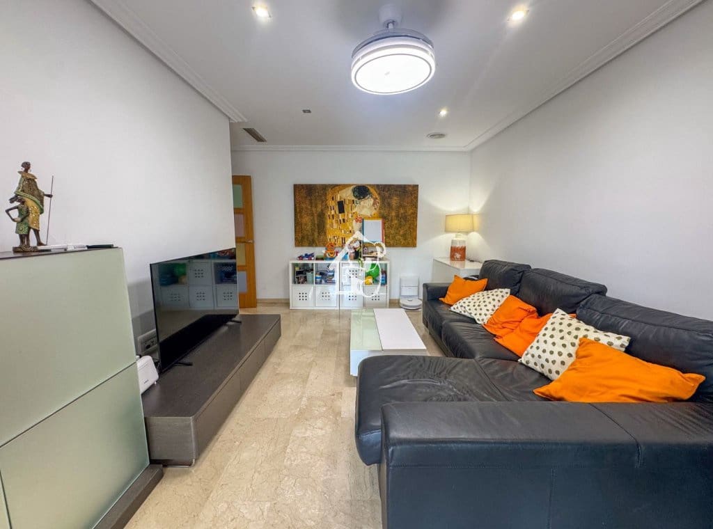3 sovrum Lägenhet till salu i Elche / Elx med garage - 265 000 € (Ref: 10042302)