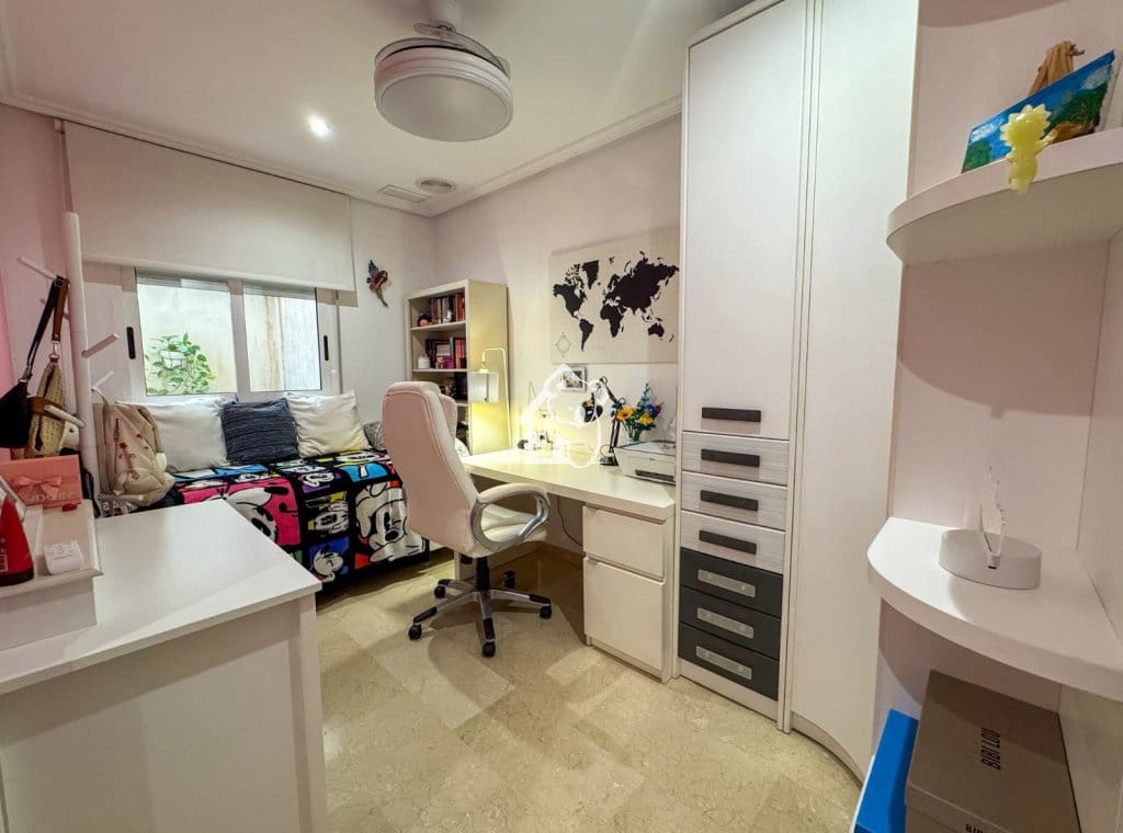 3 sovrum Lägenhet till salu i Elche / Elx med garage - 265 000 € (Ref: 10042302)