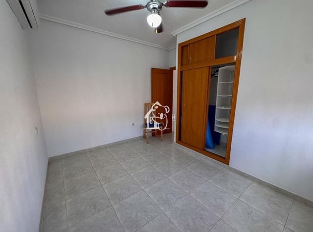 3 bedroom Villa for rent in Los Altos with pool - € 1,500 (Ref: 10044232)
