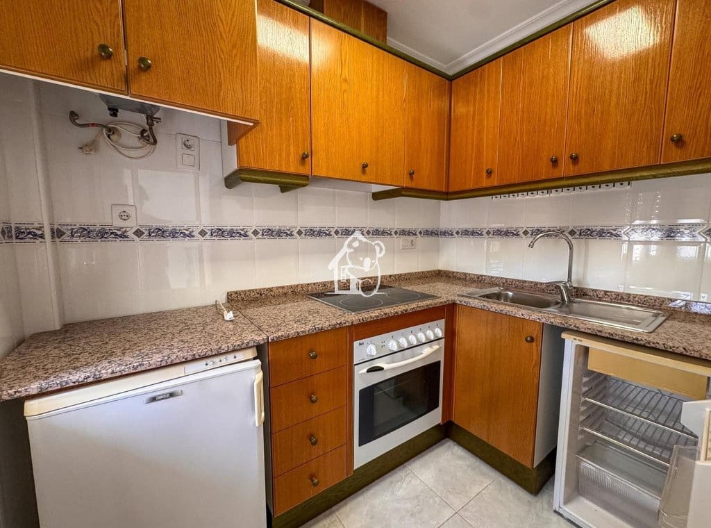 3 bedroom Villa for rent in Los Altos with pool - € 1,500 (Ref: 10044232)