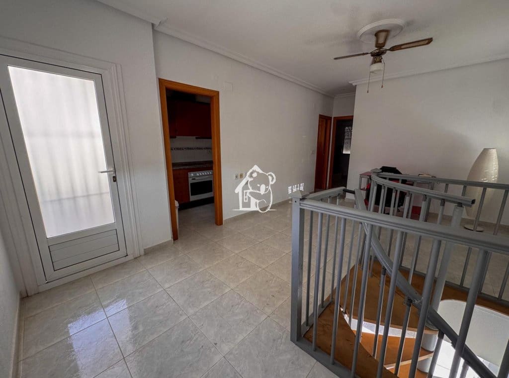 3 bedroom Villa for rent in Los Altos with pool - € 1,500 (Ref: 10044232)