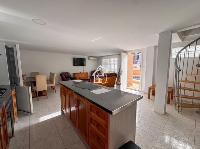 3 bedroom Villa for rent in Los Altos with pool - € 1,500 (Ref: 10044232)