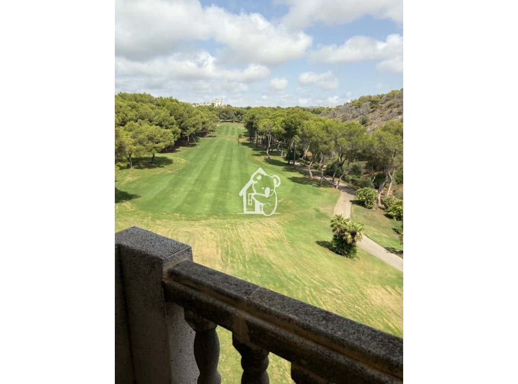 3 makuuhuone Huoneisto vuokrattavana paikassa Orihuela Costa mukana uima-altaan 
autotalli - 1 500 € (Ref: 10044362)
