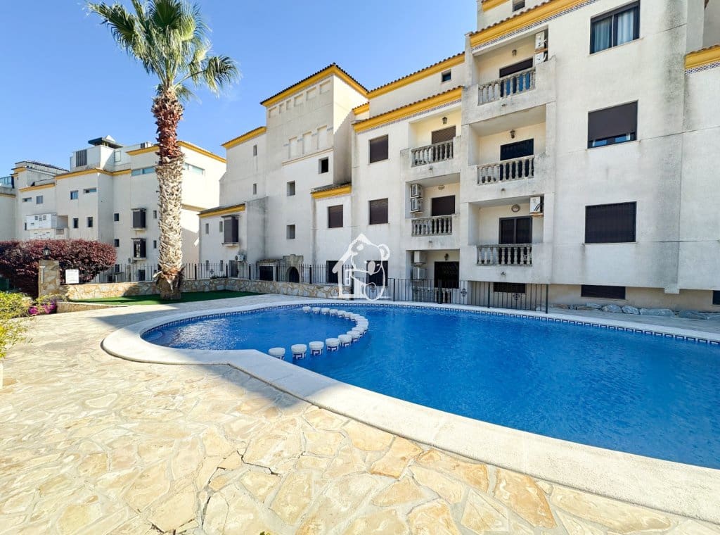3 makuuhuone Huoneisto vuokrattavana paikassa Orihuela Costa mukana uima-altaan 
autotalli - 1 500 € (Ref: 10044362)