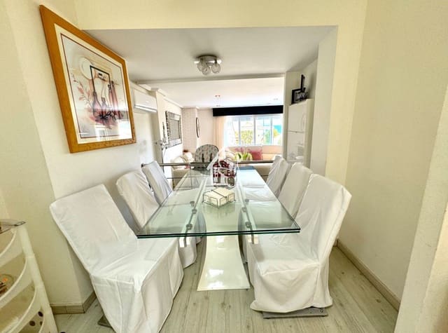 Chalet de 5 habitaciones en Aguamarina, Orihuela en alquiler con piscina garaje - 2.500 € (Ref: 10046606)