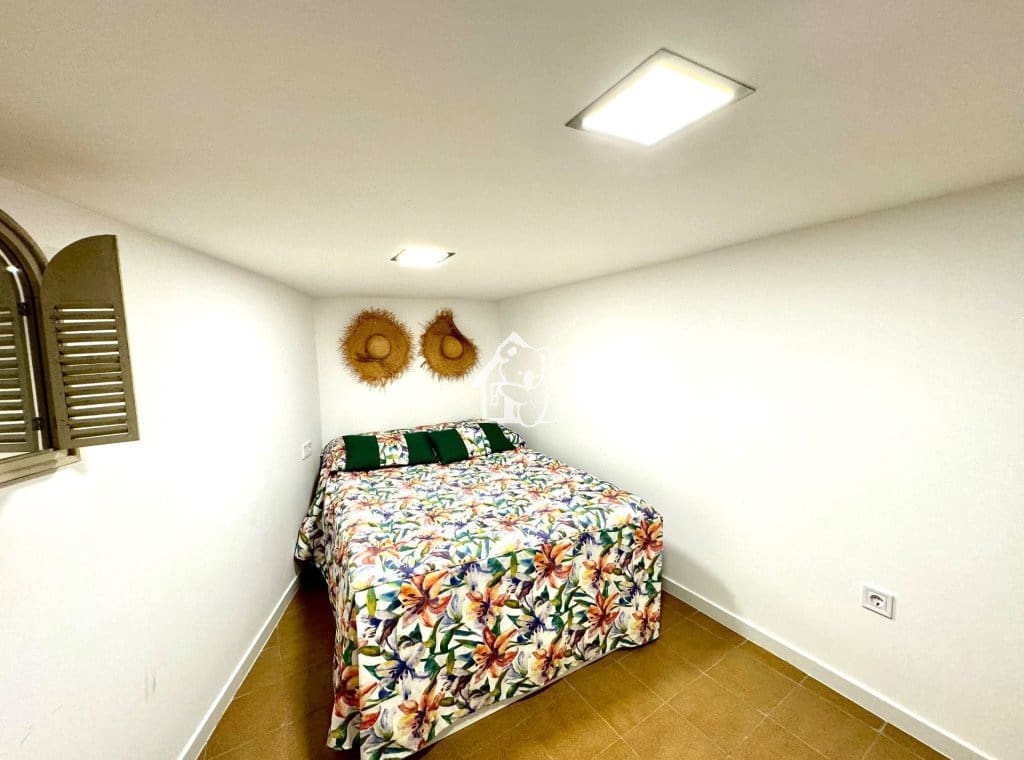 Chalet de 5 habitaciones en Orihuela Costa en alquiler con piscina garaje - 2.500 € (Ref: 10046606)