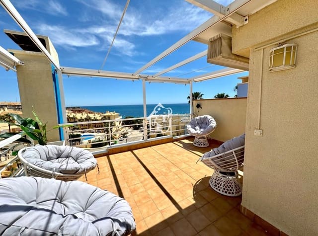 Chalet de 5 habitaciones en Aguamarina, Orihuela en alquiler con piscina garaje - 2.500 € (Ref: 10046606)