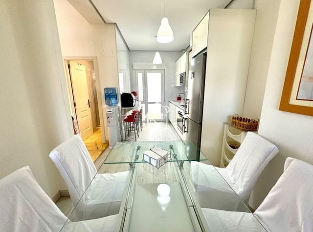 Chalet de 5 habitaciones en Aguamarina, Orihuela en alquiler con piscina garaje - 2.500 € (Ref: 10046606)
