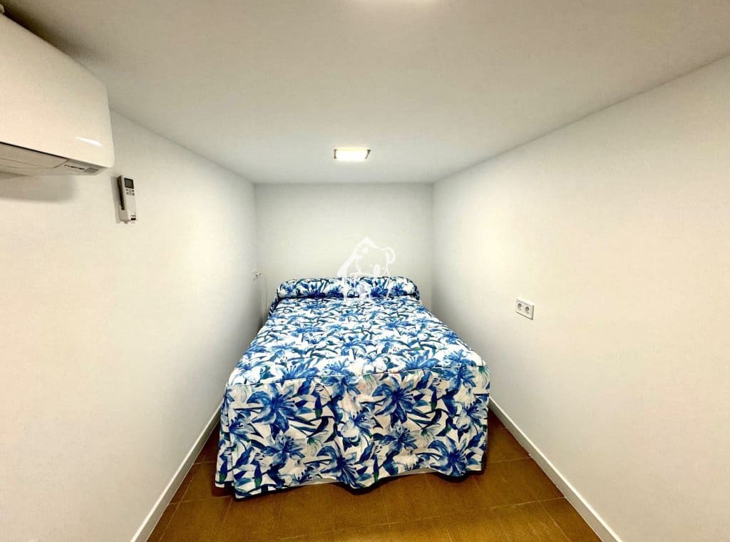 Chalet de 5 habitaciones en Orihuela Costa en alquiler con piscina garaje - 2.500 € (Ref: 10046606)