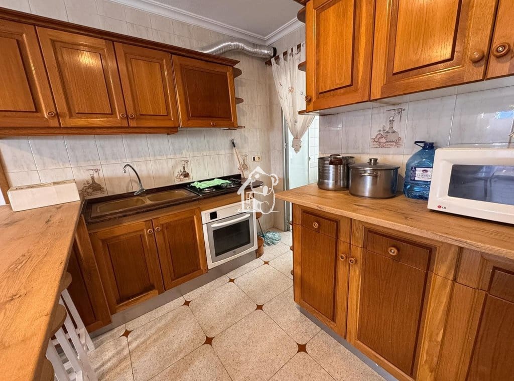 3 bedroom Apartment for rent in Torrevieja with garage - € 1,000 (Ref: 10046608)