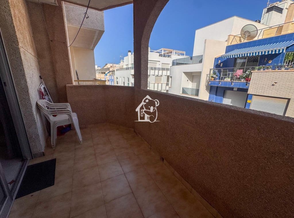 3 bedroom Apartment for rent in Torrevieja with garage - € 1,000 (Ref: 10046608)