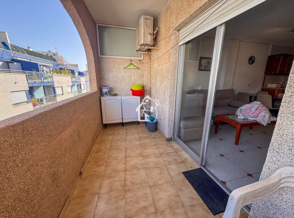 3 bedroom Apartment for rent in Torrevieja with garage - € 1,000 (Ref: 10046608)