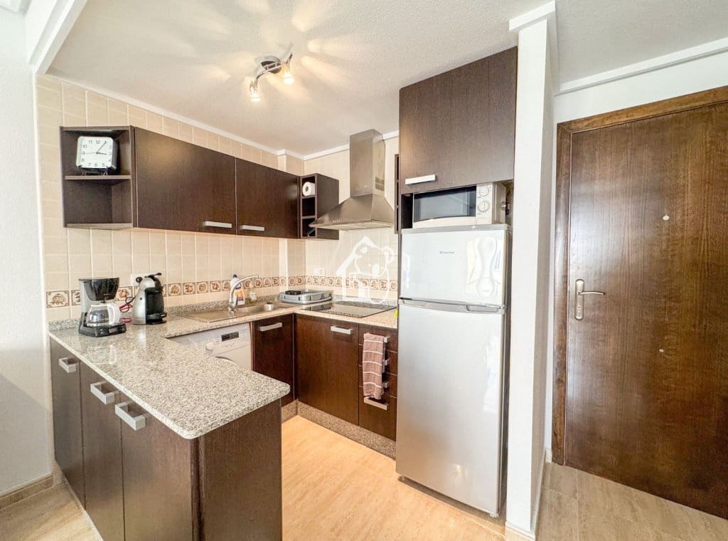 Apartamento de 2 habitaciones en San Miguel de Salinas en venta - 125.000 € (Ref: 10048589)