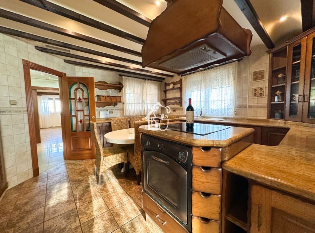 6 soverom Villa til leie i Orihuela med svømmebasseng garasje - € 1 700 (Ref: 10054507)