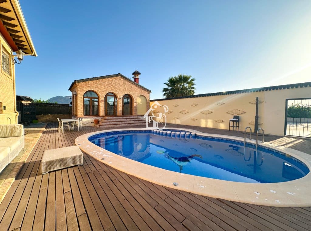 6 soverom Villa til leie i Orihuela med svømmebasseng garasje - € 1 700 (Ref: 10054507)