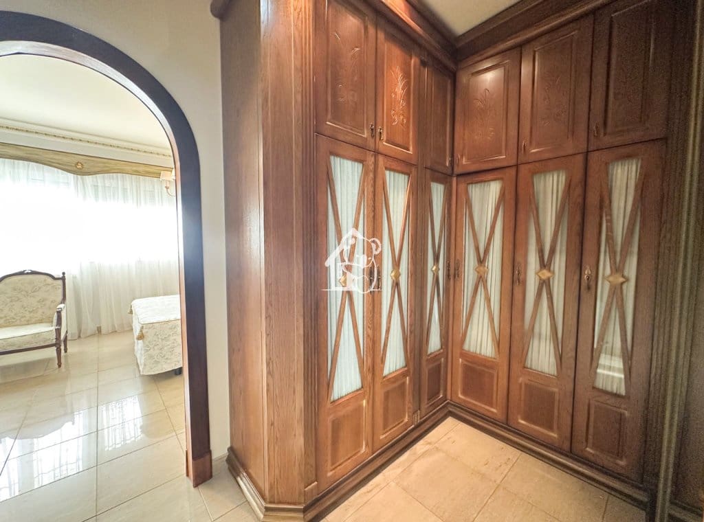 6 soverom Villa til leie i Orihuela med svømmebasseng garasje - € 1 700 (Ref: 10054507)
