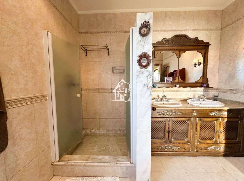 6 soverom Villa til leie i Orihuela med svømmebasseng garasje - € 1 700 (Ref: 10054507)
