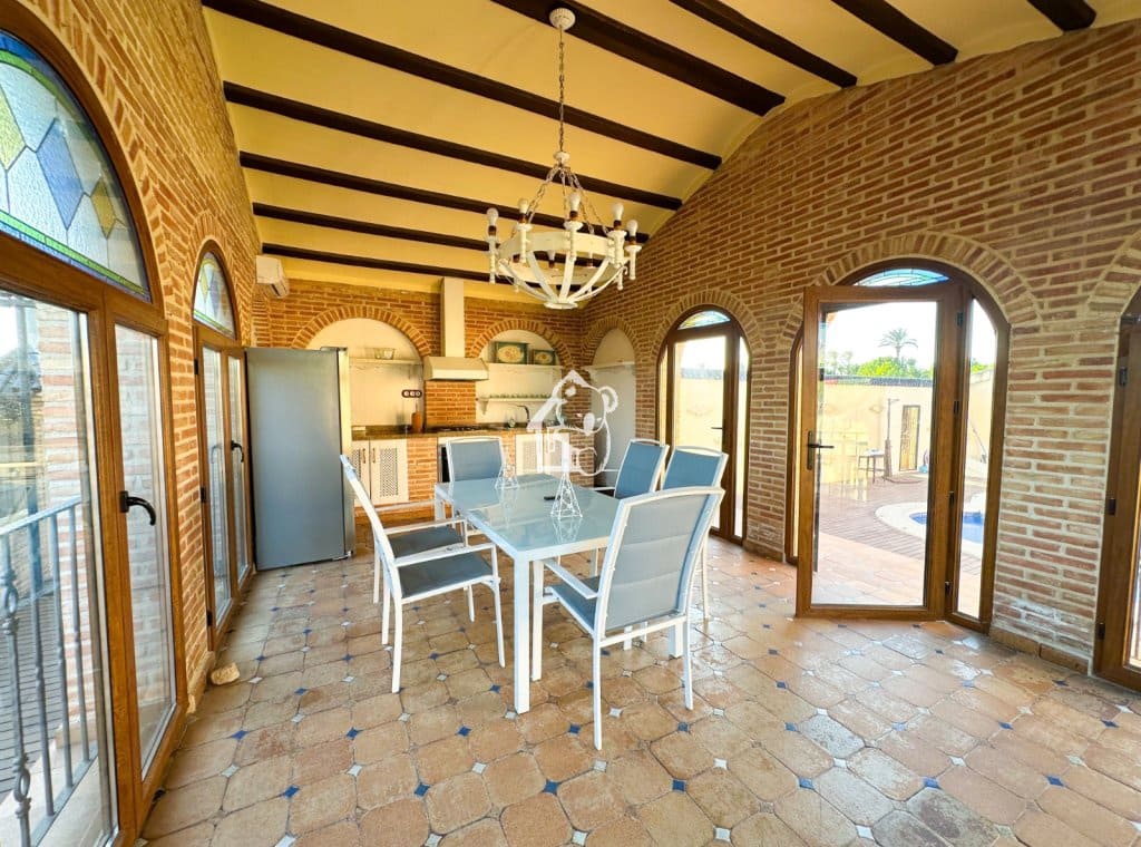 6 soverom Villa til leie i Orihuela med svømmebasseng garasje - € 1 700 (Ref: 10054507)