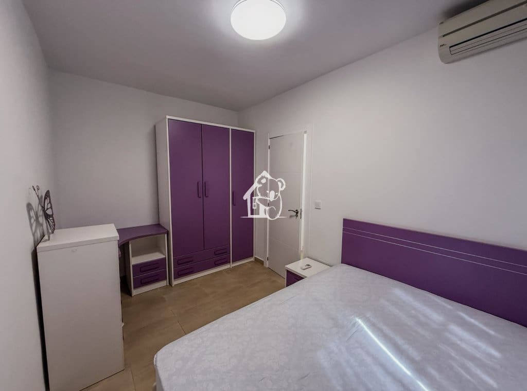 3 soveværelse Villa til leje i Torrevieja med swimmingpool garage - € 2.000 (Ref: 10057803)