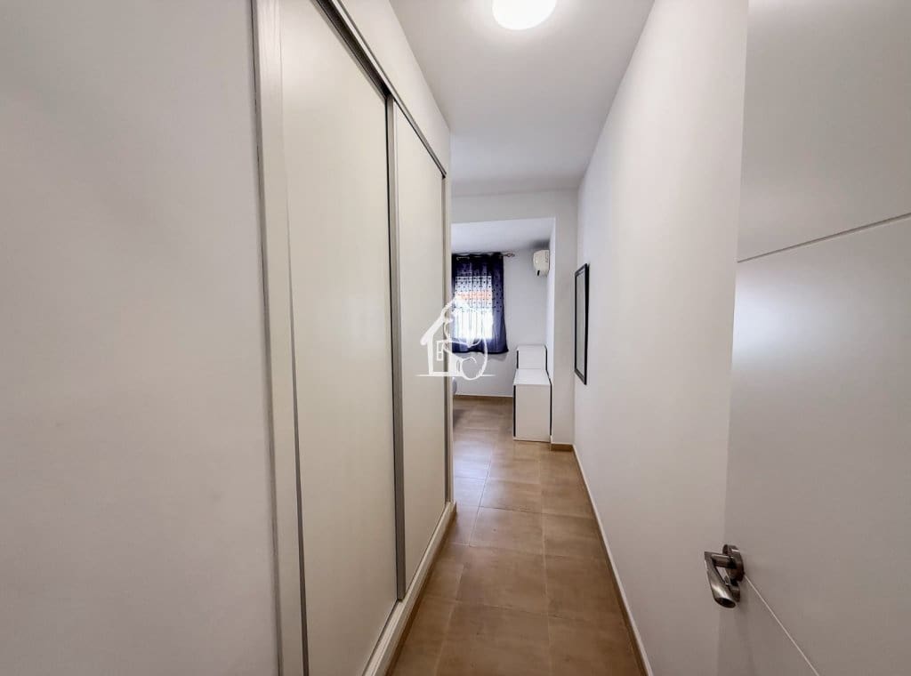 3 soveværelse Villa til leje i Torrevieja med swimmingpool garage - € 2.000 (Ref: 10057803)