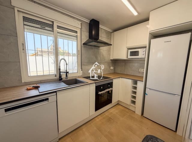 3 soveværelse Villa til leje i Los Balcones - Los Altos, Torrevieja med swimmingpool garage - € 2.000 (Ref: 10057803)