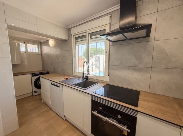 3 soveværelse Villa til leje i Los Balcones - Los Altos, Torrevieja med swimmingpool garage - € 2.000 (Ref: 10057803)