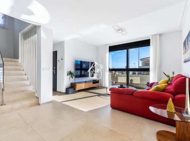 2 soveværelse Villa til leje i La Florida, Orihuela med swimmingpool garage - € 2.300 (Ref: 10061083)