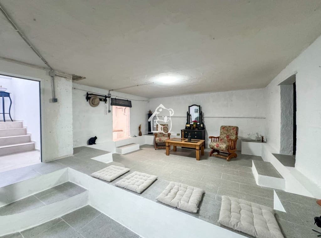 2 bedroom Villa for rent in La Florida with pool garage - € 2,300 (Ref: 10061083)