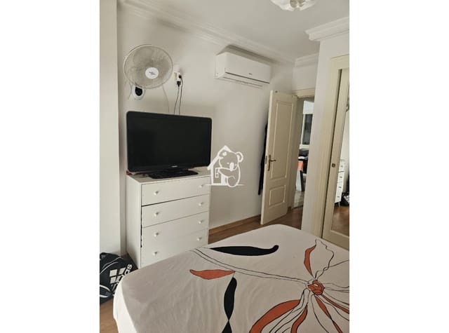 3 slaapkamer Appartement te huur in Zona Pueblo, Guardamar del Segura - € 1.100 (Ref: 10061087)