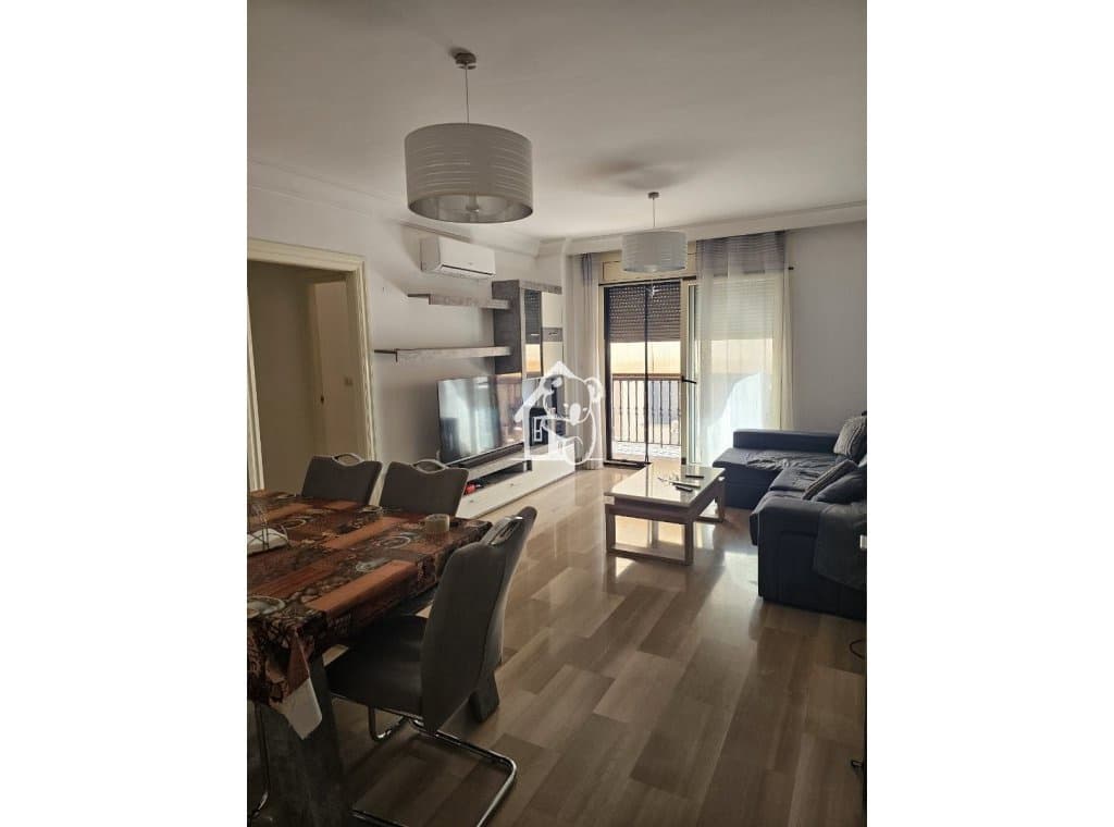 3 slaapkamer Appartement te huur in Guardamar del Segura - € 1.100 (Ref: 10061087)